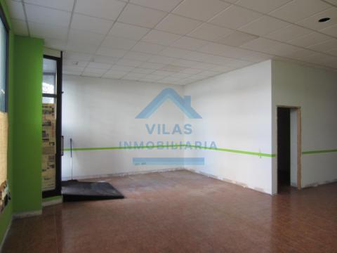 LOCAL COMERCIAL EN ROSALIA DE CASTRO - MILLADOIRO