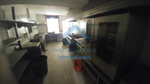 LOCAL EN ROSALIA DE CASTRO - MILLADOIRO