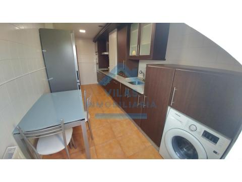 ATICO CON DOS PLAZAS DE GARAJE EN RUA MAGDALENA - MILLADOIRO