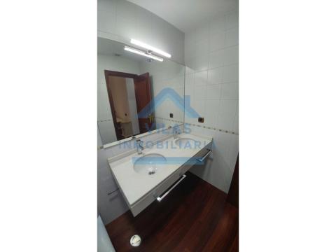 ATICO CON DOS PLAZAS DE GARAJE EN RUA MAGDALENA - MILLADOIRO