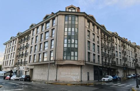 PISO DE 4 DORMITORIOS CON UNA PLAZA DE GARAJE.  OPCIONAL UNA SEGUNDA PLAZA