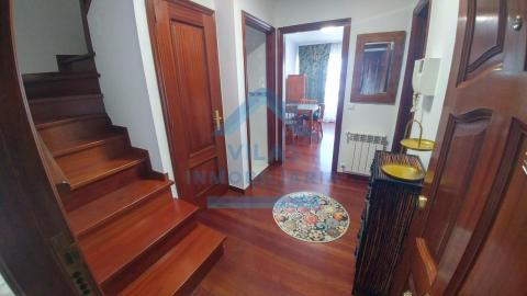 DUPLEX EN RUA CEREIXOS - MILLADOIRO
